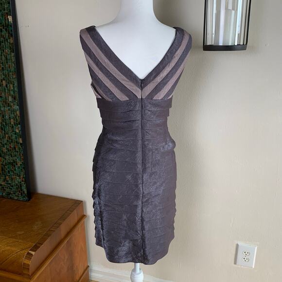 Adrianna Papell Size 6 Shutter Pleated Evening Dress Sleeveless Cocktail - Picture 7 of 9